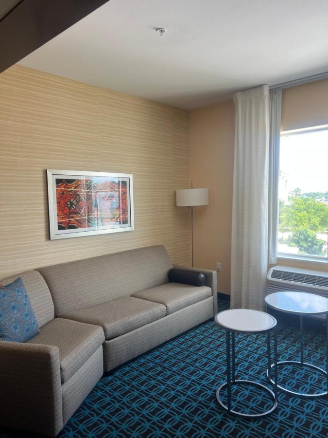 Fairfield Inn & Suites By Marriott Austin Buda Exterior photo